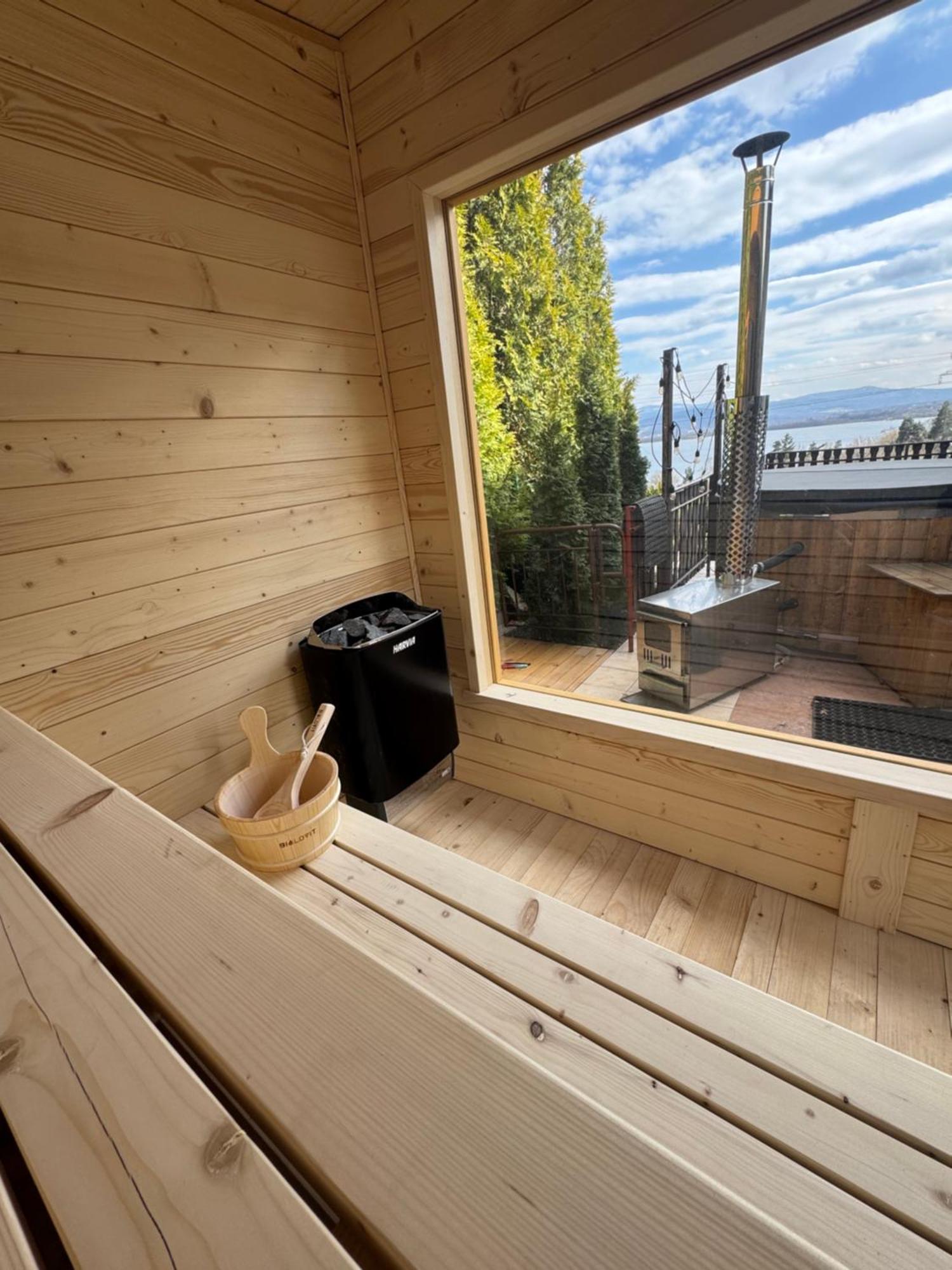 Villa Beskidzka 100 - Sauna & Balia Z Jacuzzi Widok Na Gory I Jezioro Zywieckie Zarzecze  Exterior foto